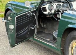 Triumph TR4