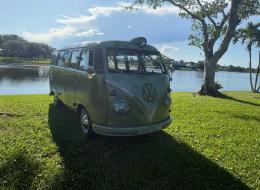 Volkswagen Combi MANGO BUS