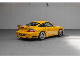 Porsche 996 GT2 *PORSCHE EXCLUSIVE / PREMI&Egrave;RE PEINTURE*