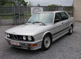 BMW M5 E28 535i