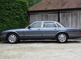 Jaguar Série - XJ 6 Sovereign 4.0 (X300)