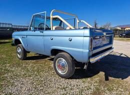 Ford Bronco V8 5.0 L