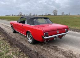 Ford Mustang V8 Cabriolet