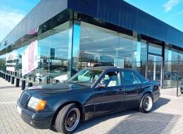 Mercedes-Benz E class 400 E
