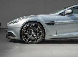 Aston Martin Vanquish Centenary *Entretien 100% Aston Martin*