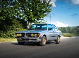 BMW Série 3 323i coupé