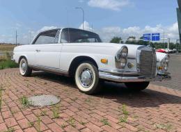 Mercedes-Benz SE 220 Coupé