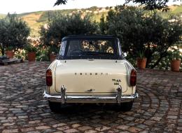 Triumph TR4 A IRS