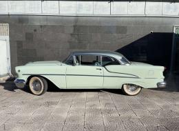 Oldsmobile 88 V8 Coupé