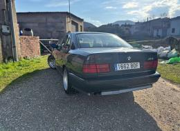 BMW M5 (E34) 