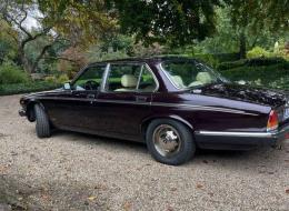 Daimler Double Six