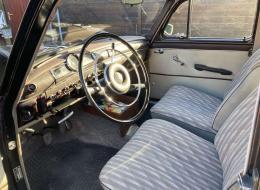 Mercedes-Benz Ponton 180 Berline
