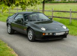 Porsche 928 S