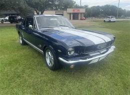 Ford Mustang V8 Coupé