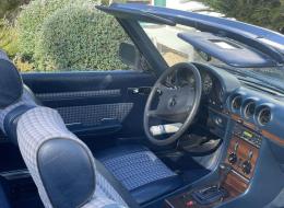 Mercedes-Benz SL 280 R107