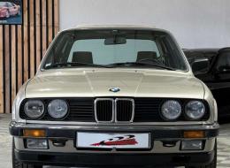 BMW Série 3 320i Coupé BVM5 (E30)