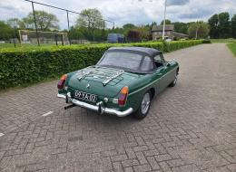 MG B