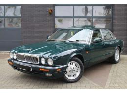 Jaguar Série - XJ 6 Sovereign LWB