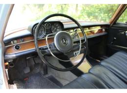 Mercedes-Benz SE 250