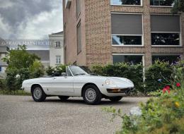 Alfa Roméo Spider 2000 Veloce | Alfaholics Fast Road Kit