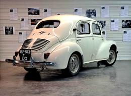 Renault 4 CV SPORT