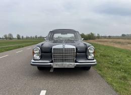 Mercedes-Benz SEL 300
