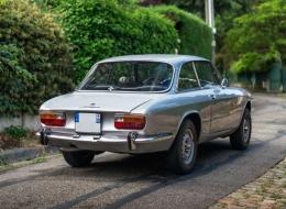 Alfa Roméo Giulia GT 2000 Veloce 