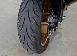 Moto yamaha T-MAX 560 "TECH MAX" 1&egrave;re Main