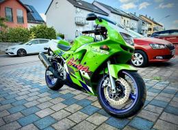 Moto Kawazaki Ninja ZX-6R