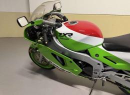 Moto Kawazaki ZXR 750