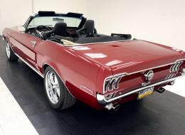 Ford Mustang Convertible