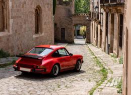 Porsche 911 Carrera 3.0