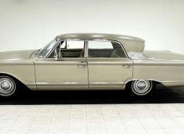 Mercury Monterey Custom Sedan