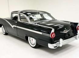 Ford Fairlane Crown Victoria 2 Door Hardtop