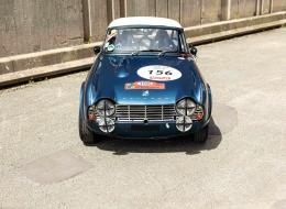 Triumph TR4 FIA
