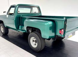 Chevrolet Pick-up Cheyenne 20 Stepside Long Bed