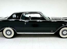 Lincoln Continental Mark III 2 Door Hardtop