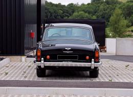 Bentley Saloon V8