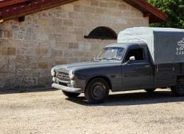 Peugeot 403 Camionnette Bâchée