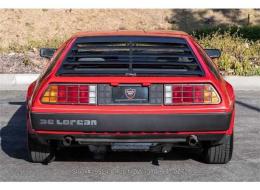 De Lorean DMC 12