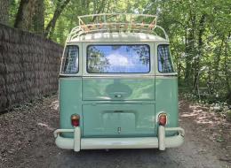 Volkswagen Combi T1 modifié 23 fenêtres « Samba »