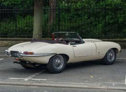 Jaguar Type E 3,8L cabriolet de Bernard Consten