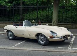 Jaguar Type E 3,8L cabriolet de Bernard Consten