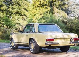 Mercedes-Benz SL 230 Pagode