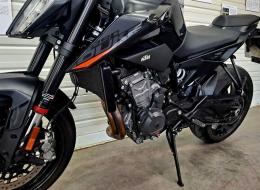 Moto KTM 890 DUKE 115CV