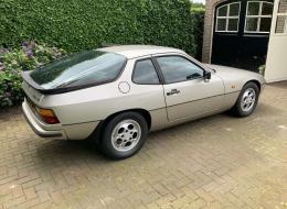 Porsche 924 S