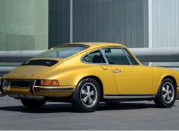 Porsche 911 2.4 T