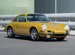 Porsche 911 2.4 T