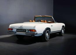 Mercedes-Benz SL 280 Pagode