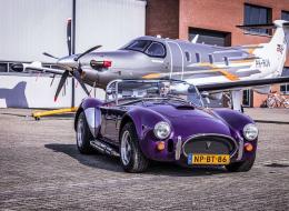 AC Cobra 427 Replica